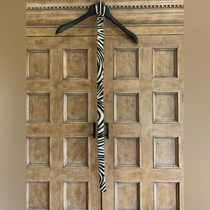 Carlisle zebra stripe belt